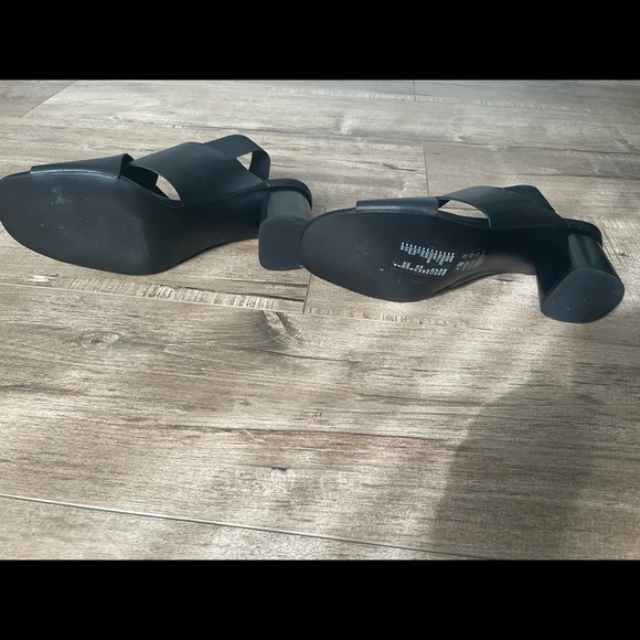 & Other Stories Black Heels - NWT - Size 37 - Picture 4 of 6